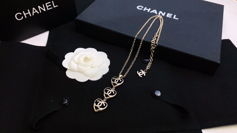 Ch**el necklaces